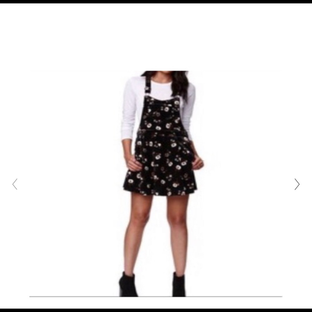 Kendal Kylie Velvet overall skirt